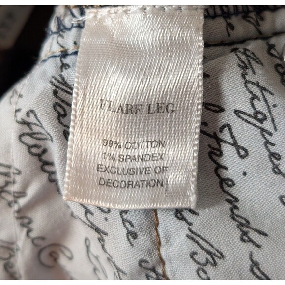 White House Black Market Size 6 Short Flare Noir Floral Embroidered Whimsigoth - Picture 8 of 12